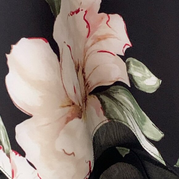 Design Lab dress black with floral and mesh detail - Picture 3 of 4